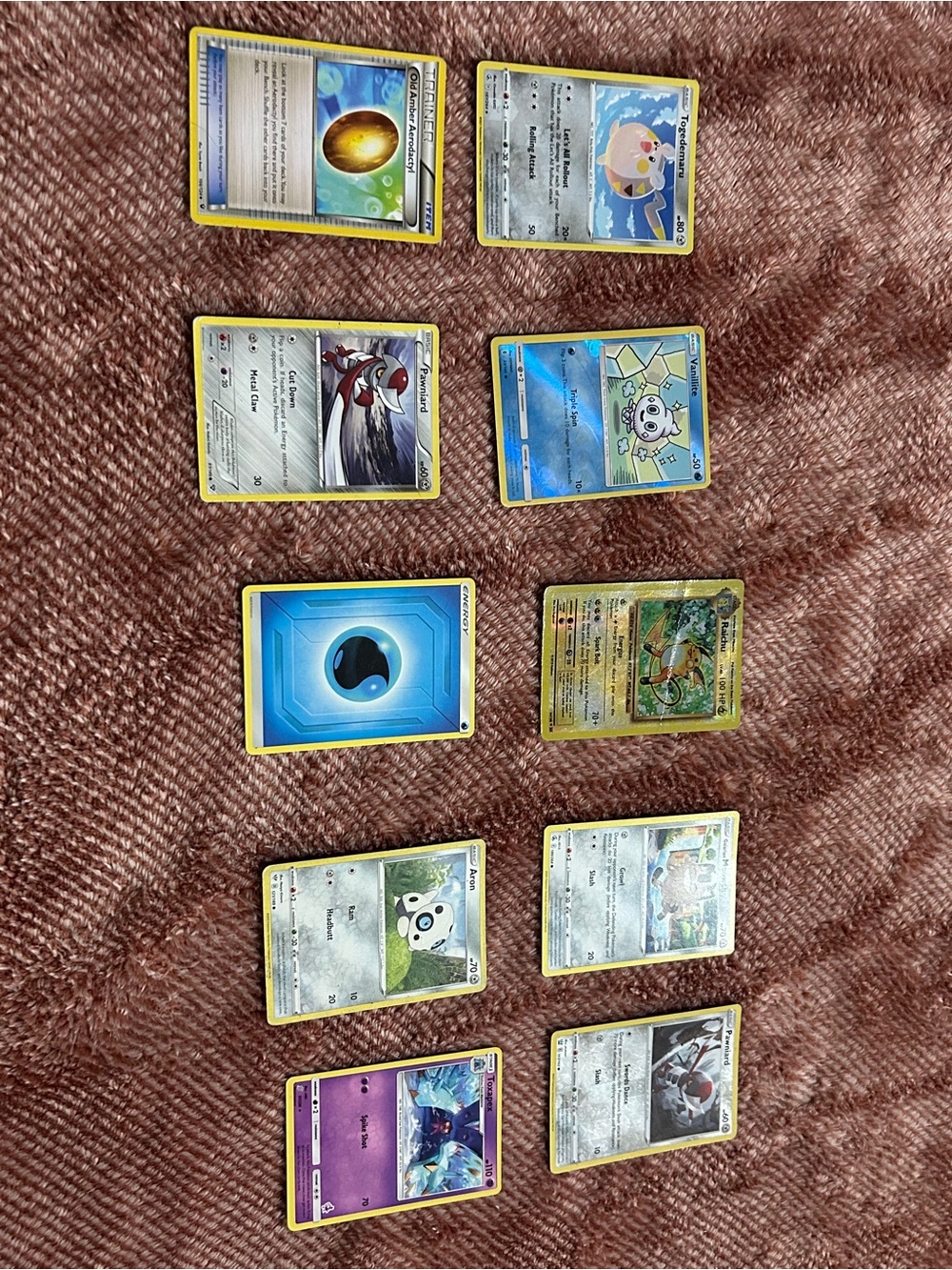 Pokémon Trading Card Game Mixed Cards - Assorted Yellow-Edged Cards